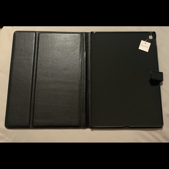 Mark & Graham IPad Tablet Case - Picture 3 of 6